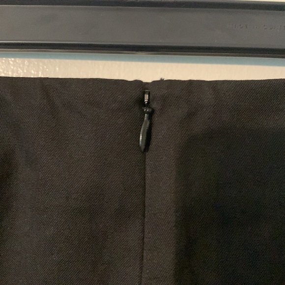 Banana Republic - Black Skirt - Picture 3 of 6
